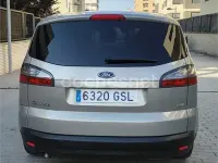 Usado Ford S-MAX Trend 140 CV (102 kW) 2009 Gris / plata Monovolumen
