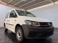 Usado VW Caddy 122 CV (89 kW) 2018 Blanco Monovolumen