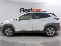 Usado Hyundai Kona 120 CV (88 kW) 2021 Blanco SUV