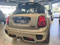 Usado Mini Cooper S 192 HP (141 kW) 2019 Cinzento Citadino