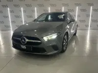 Usado Mercedes A180 116 CV (85 kW) 2020 Gris Berlina