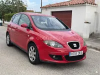 Usado Seat Altea Stylance 140 CV (102 kW) 2005 Rojo Monovolumen