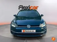 Usado VW Golf VII Advance 125 CV (91 kW) 2017 Verde Utilitario