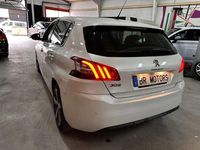 Usado Peugeot 308 Allure 125 CV (91 kW) 2015 Utilitario