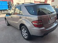 Usado Mercedes ML280 190 CV (139 kW) 2006 Beige SUV
