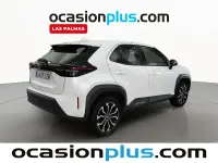 Usado Toyota Yaris Style 125 CV (91 kW) 2022 Blanco Utilitario