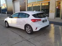 Usado Ford Focus Trend 120 CV (88 kW) 2019 Blanco Berlina