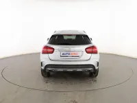 Usado Mercedes GLA200 AMG line 136 CV (100 kW) 2019 Gris SUV