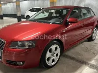 Usado Audi A3 Sportback Ambition 140 CV (102 kW) 2007 Granate Utilitario