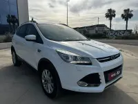 Usado Ford Kuga Titanium 120 CV (88 kW) 2016 Blanco SUV