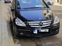 Usado Mercedes B200 136 CV (100 kW) 2007 Negro Monovolumen