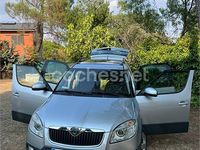 Usado Skoda Roomster Sport 105 CV (77 kW) 2008 Gris / plata Monovolumen