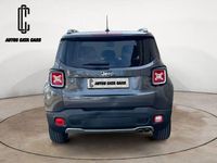 Usado Jeep Renegade Limited 120 CV (88 kW) 2017 Gris / plata SUV