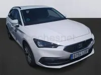 Usado Seat Leon Style 115 CV (84 kW) 2022 Blanco Familiar