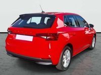 Usado Skoda Fabia Selection 95 CV (69 kW) 2025 Rojo Utilitario