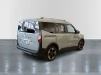 Usado Ford Tourneo Courier Active 125 CV (91 kW) 2024 Gris cactus Monovolumen