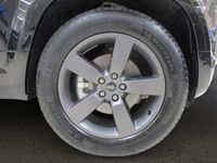 Usado Land Rover Defender SE Dynamic 249 CV (183 kW) 2025 Santorini black