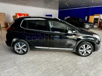 Usado Peugeot 2008 Allure 100 CV (73 kW) 2016 Negro SUV