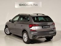 Usado Skoda Kamiq Selection 115 CV (84 kW) 2025 Gris SUV