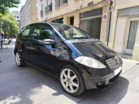 Usado Mercedes A150 Avantgarde 95 CV (69 kW) 2008 Negro Utilitario