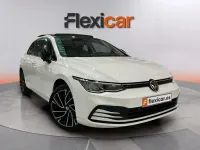 Usado VW Golf VIII 116 CV (85 kW) 2022 Blanco Berlina