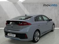 Usado Hyundai Ioniq Style 141 CV (103 kW) 2016 Gris / plata Utilitario
