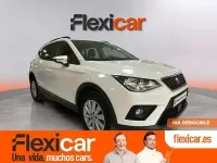 Usado Seat Arona Style 95 CV (69 kW) 2019 Blanco SUV