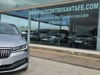 Usado Skoda Superb Style 150 CV (110 kW) 2022 Gris Berlina
