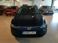 Usado VW Golf VIII Life 110 CV (80 kW) 2021 Azul Berlina