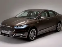 Usado Ford Mondeo Vignale 179 CV (131 kW) 2018 Negro Berlina