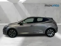 Usado Renault Clio V Techno 100 CV (73 kW) 2025 Gris Berlina