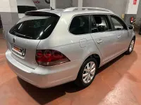 Usado VW Golf VI Sport 105 CV (77 kW) 2011 Gris / plata Familiar