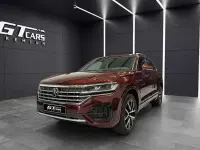 Usado VW Touareg R-line 231 CV (169 kW) 2021 Granate SUV