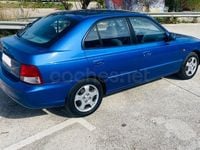 Usado Hyundai Accent GLS 102 CV (75 kW) 2003 Azul Berlina