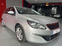 Usado Peugeot 308 SW Active 130 CV (95 kW) 2015 Blanco Familiar
