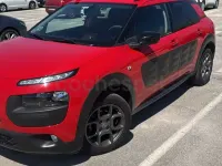 Usado Citroën C4 Cactus Shine Edition 100 CV (73 kW) 2015 Rojo Utilitario