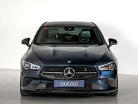 Usado Mercedes CLA200 Shooting Brake 163 CV (119 kW) 2021 Azul Familiar