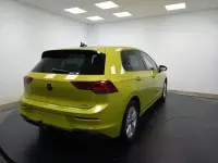 Usado VW Golf VIII Life 150 CV (110 kW) 2020 Verde