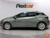 Usado Opel Astra Dynamic 150 CV (110 kW) 2019 Gris Berlina