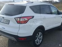 Usado Ford Kuga Trend 120 CV (88 kW) 2019 Blanco SUV