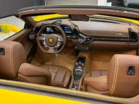 Usado Ferrari 458 570 CV (419 kW) 2012 Amarillo Descapotable
