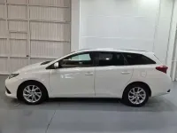 Usado Toyota Auris Touring Sports Business Edition 90 CV (66 kW) 2016 Blanco Familiar