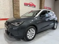 Usado Seat Arona Style 110 CV (80 kW) 2022 Gris SUV