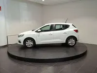 Usado Dacia Sandero Expression 90 CV (66 kW) 2022 Blanco Berlina
