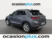 Usado VW T-Roc Life 115 CV (84 kW) 2024 Gris / plata SUV