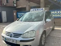 Usado VW Golf IV Highline 140 CV (102 kW) 2006 Gris / plata Berlina