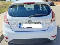 Usado Ford Fiesta Titanium 95 CV (69 kW) 2013 Blanco Berlina