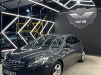 Usado Opel Insignia Cosmo 130 CV (95 kW) 2011 Gris / plata Berlina