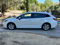 Usado Toyota Corolla Active 122 CV (89 kW) 2022 Blanco Familiar