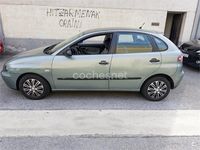Używany Seat Ibiza Reference 64 KM (47 kW) 2004 Zielony Hatchback